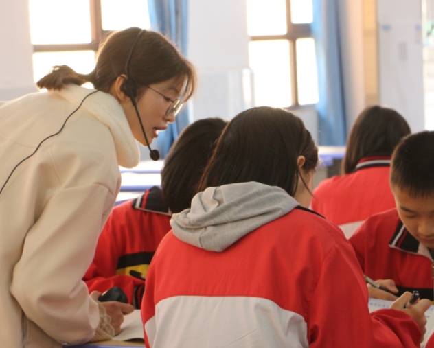 新教材新課程目標(biāo)的講堂施行才能推動(dòng)高中雙新常態(tài)化進(jìn)講堂