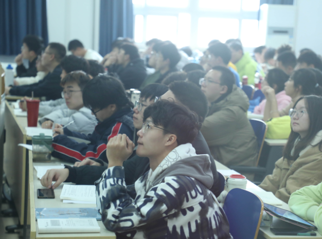 往往只見樹木不見森林難以在中小學(xué)開擴(kuò)提質(zhì)的跨學(xué)科科學(xué)教育