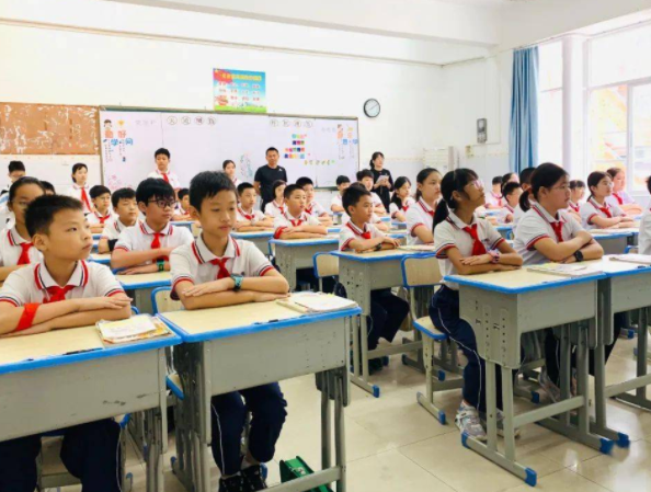 個性化計劃打破單一升學(xué)途徑搭建新高考多元升學(xué)通道